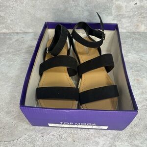 Top‎ Moda Women's Black Sandals Sz 5